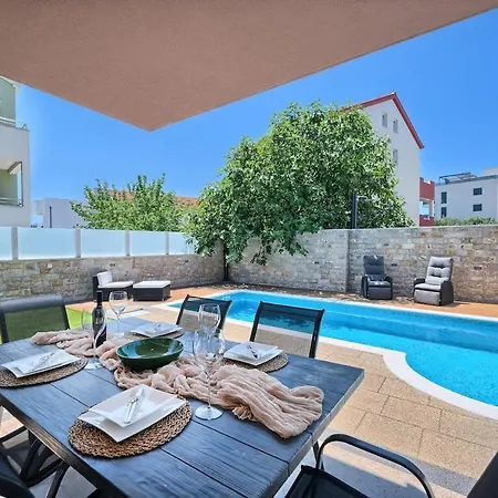 Palm Garden - Private Pool And Barbecue アパート *